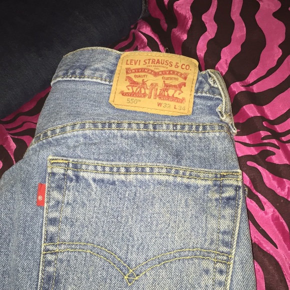 Men’s Levi jeans 32x34 - Picture 1 of 2